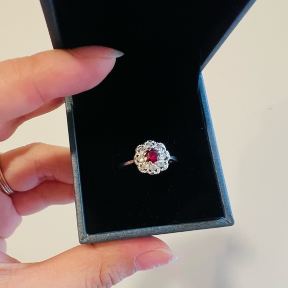 10K White Gold Ruby & Topaz Ring size 6
